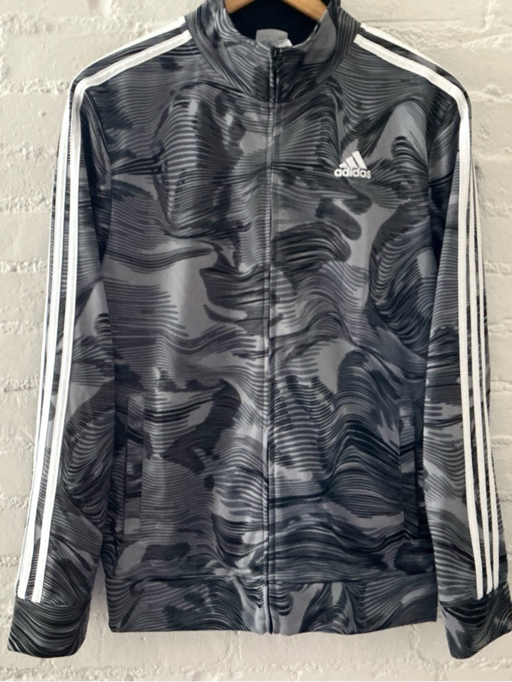 Adidas Camo Tricot Full Zip Track Jacket Boys Size XL Gray Black